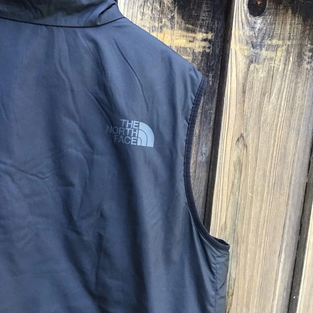 The North Face Men's XL Black Insulated Reversible Full Zip Vest